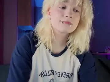 onlykira – webcam model profile photo Image 18