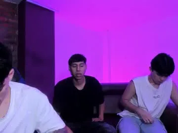 x_nile – webcam model profile photo Image 7