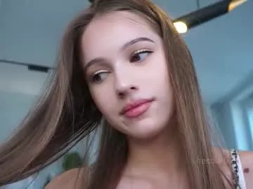 Hiiichan88 – webcam model profile photo Image 6