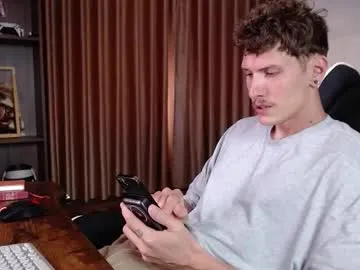 keirasworld – webcam model profile photo Image 7