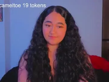 PumaShyXD – webcam model profile photo Image 13