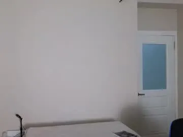 Yuna-ch – webcam model profile photo Image 3