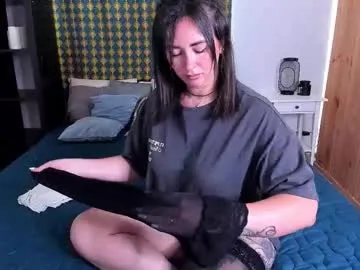 Runarunapi – webcam model profile photo Image 9