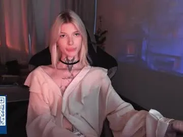 sigmasian – webcam model profile photo Image 9