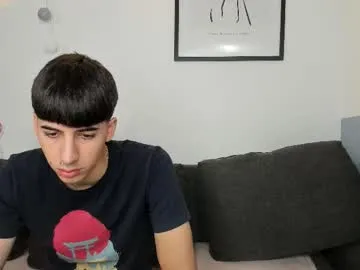 nide_xiaogou – webcam model profile photo Image 3