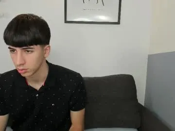 nide_xiaogou – webcam model profile photo Image 4