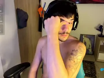 Runarunapi – webcam model profile photo Image 7