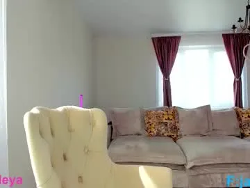 PumaShyXD – webcam model profile photo Image 7