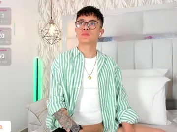 Rodrigues_Lucas – webcam model profile photo Image 9