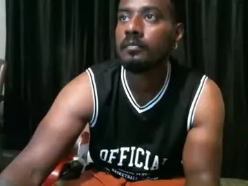 PumaShyXD – webcam model profile photo Image 4