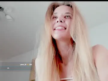 mc-Olivia – webcam model profile photo Image 2