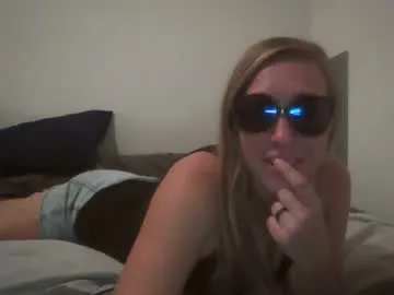 May-Squirt – webcam model profile photo Image 18