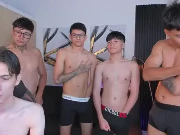 Runarunapi – webcam model profile photo Image 17