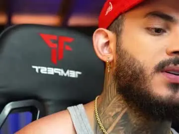 Yaya--728 – webcam model profile photo Image 13