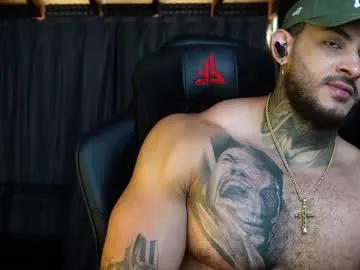 Yaya--728 – webcam model profile photo Image 15