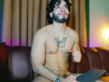 steveen_1604 – webcam model profile photo Image 4