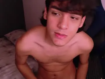 Yo155 – webcam model profile photo Image 3