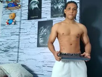 Runarunapi – webcam model profile photo Image 10