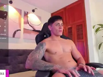 caylin – webcam model profile photo Image 10