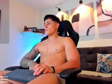 caylin – webcam model profile photo Image 19