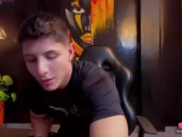 Benson18y – webcam model profile photo Image 12