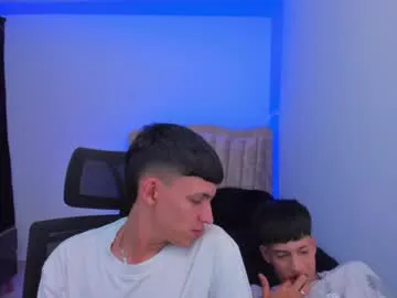 R-bonbon – webcam model profile photo Image 16