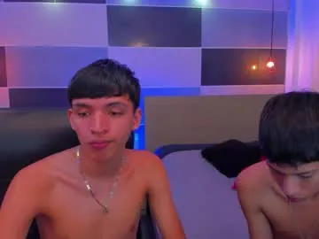 R-bonbon – webcam model profile photo Image 4