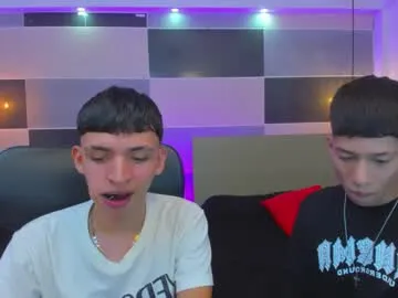 R-bonbon – webcam model profile photo Image 5