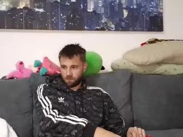 R-bonbon – webcam model profile photo Image 17