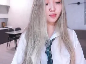 PumaShyXD – webcam model profile photo Image 5