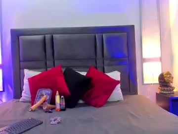 Runarunapi – webcam model profile photo Image 17