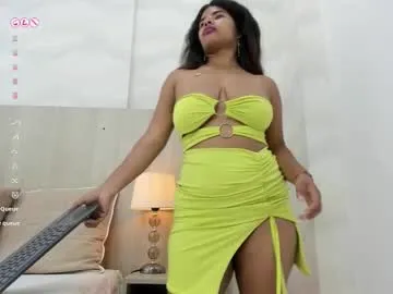 PumaShyXD – webcam model profile photo Image 3