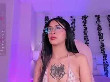 PumaShyXD – webcam model profile photo Image 4