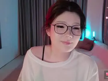 Yuna-ch – webcam model profile photo Image 9