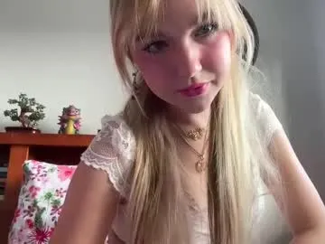 A33_asamin – webcam model profile photo Image 6