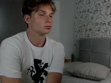 bunnyblondy – webcam model profile photo Image 2