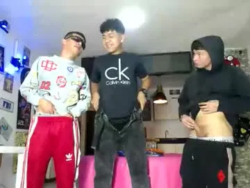 Yo155 – webcam model profile photo Image 16