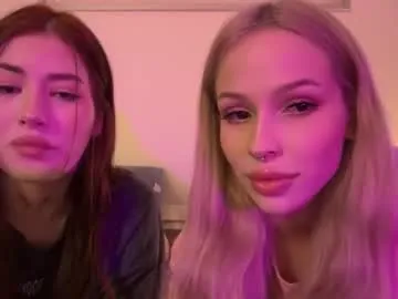 Runarunapi – webcam model profile photo Image 14