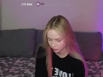 Runarunapi – webcam model profile photo Image 6