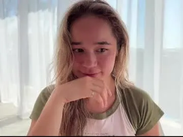 nide_xiaogou – webcam model profile photo Image 11