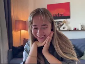 nide_xiaogou – webcam model profile photo Image 16