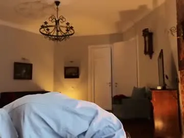 nide_xiaogou – webcam model profile photo Image 2