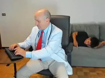 pretur_crubaa – webcam model profile photo Image 6