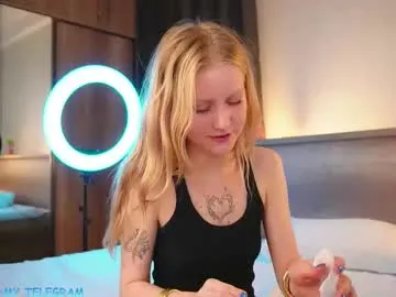 nayomi_34f – webcam model profile photo Image 9