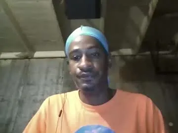 PumaShyXD – webcam model profile photo Image 11