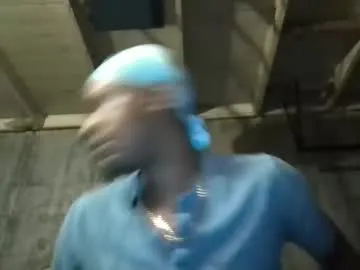 PumaShyXD – webcam model profile photo Image 2