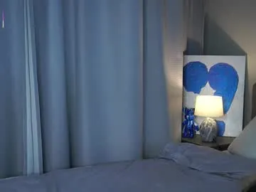 IamSteph13 – webcam model profile photo Image 4