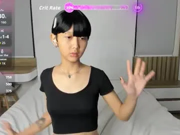 R-bonbon – webcam model profile photo Image 13