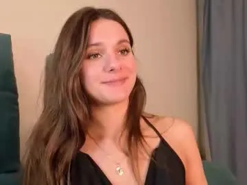 uwunikaa – webcam model profile photo Image 18