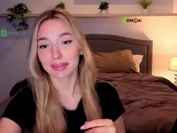 Runarunapi – webcam model profile photo Image 5